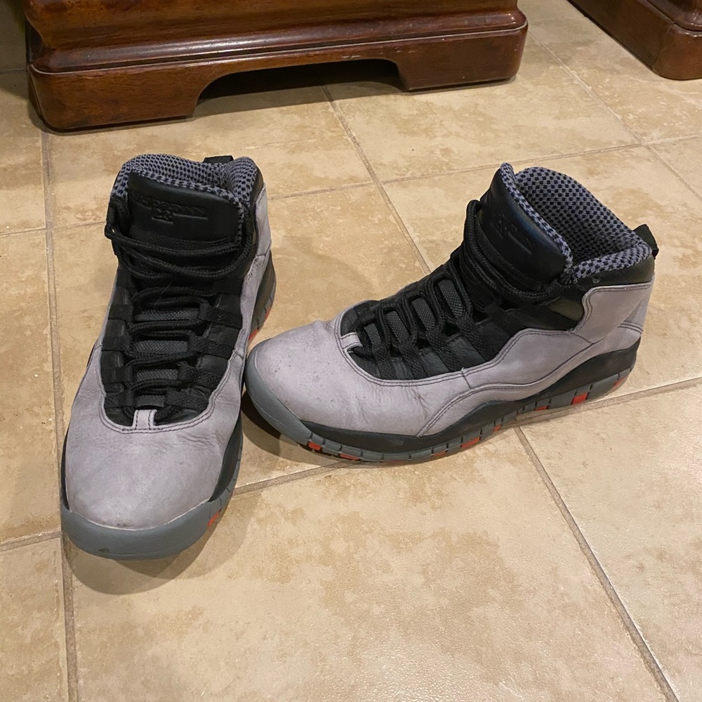Air Jordan Retro “Cool Grey” 10’s - Picture 2 of 3